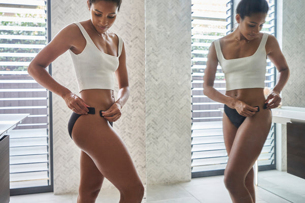 Klassískar Bikini með hliðaropnun - Miðlungs til mikil rakadrægni