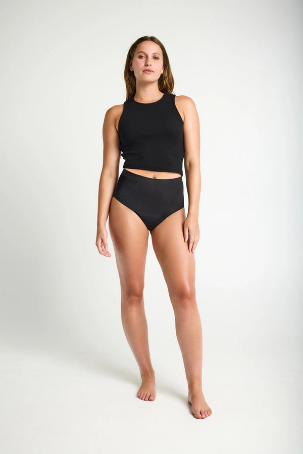 Saumlausar Háar Nærbuxur – Ofurvernd, Svartar - Til í stærð 3XL